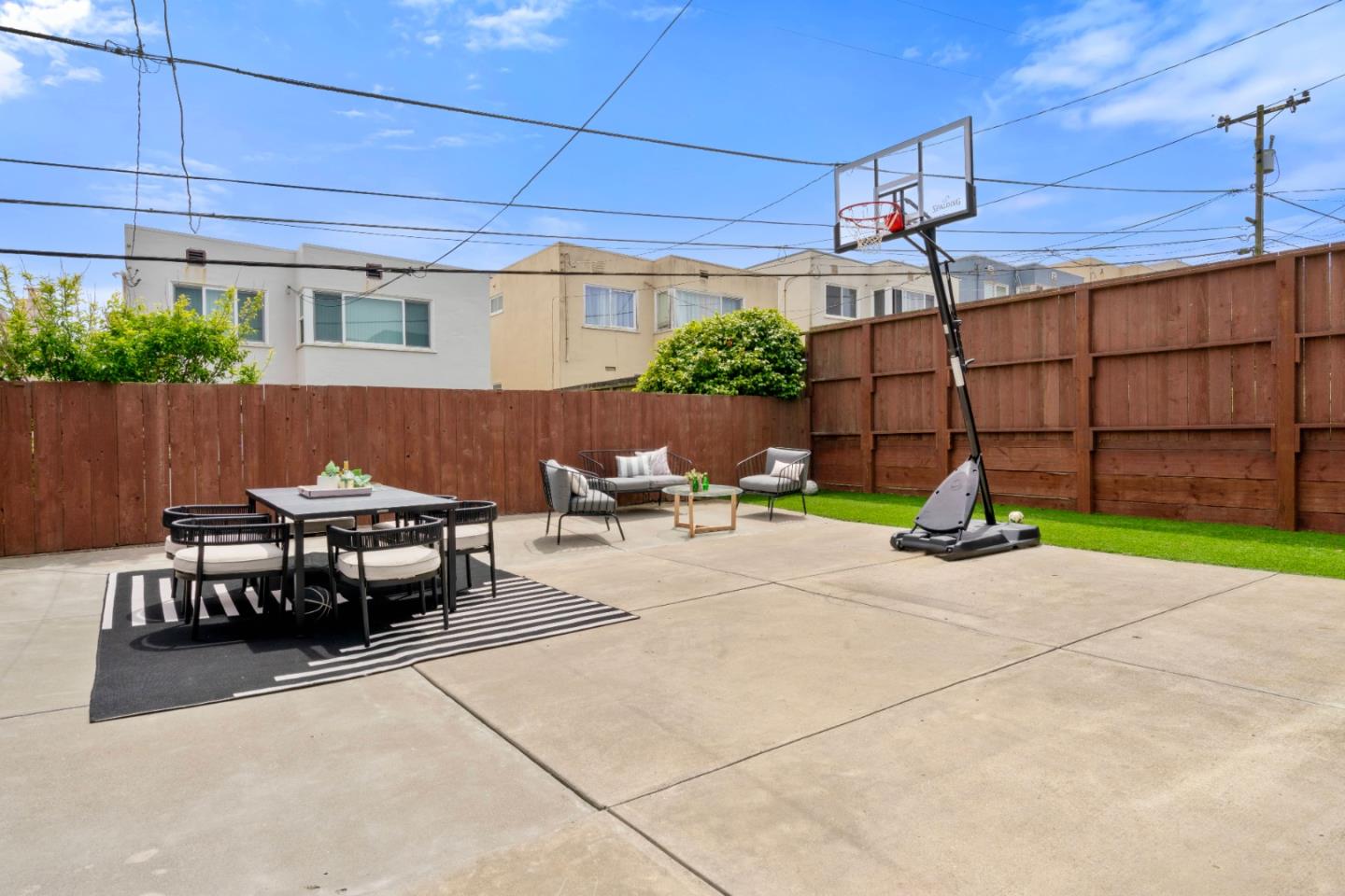 23 Fernwood Avenue
