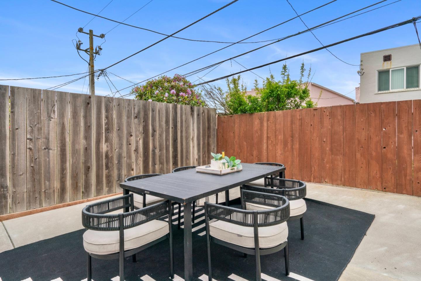 23 Fernwood Avenue