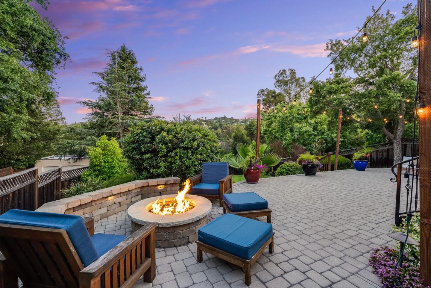 496 Summit Drive