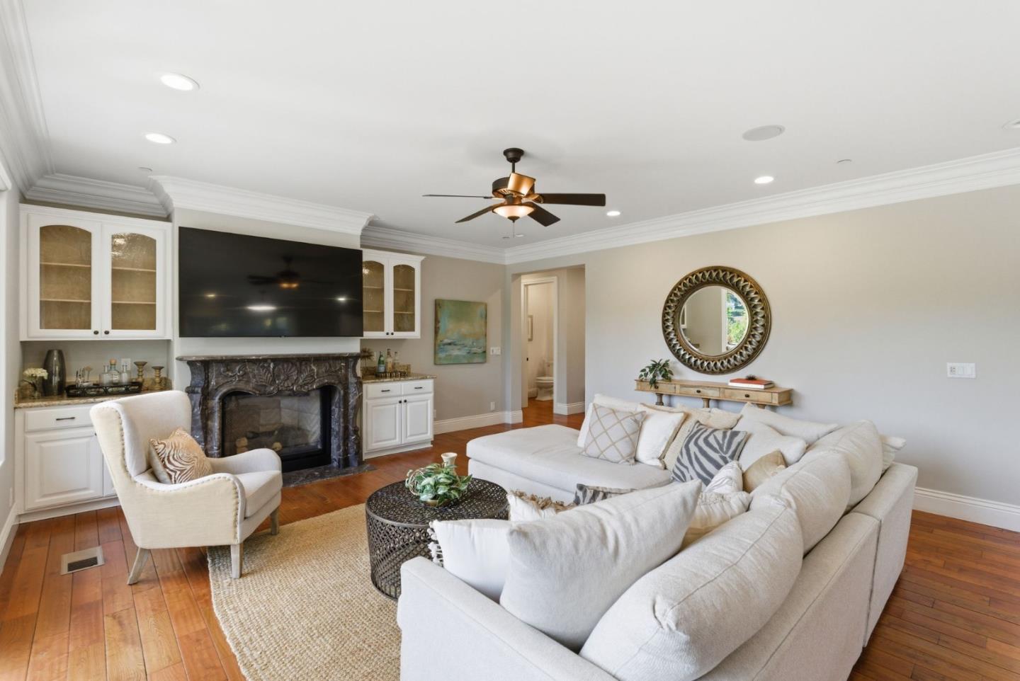 496 Summit Drive