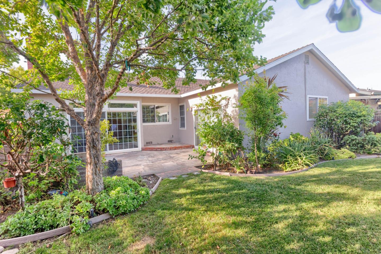 556 Elvis Drive