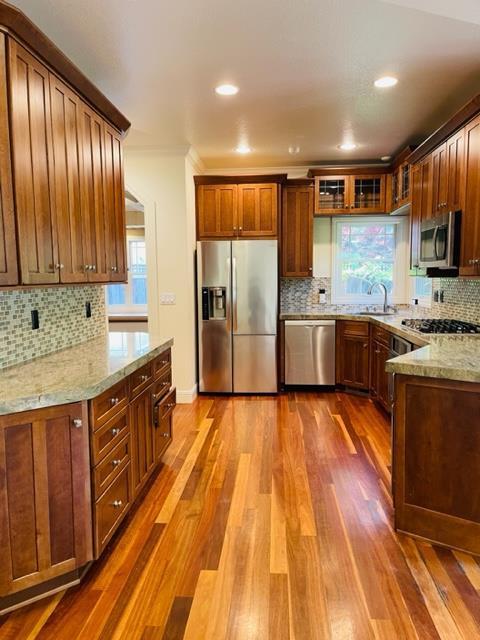 734 Chimalus Drive