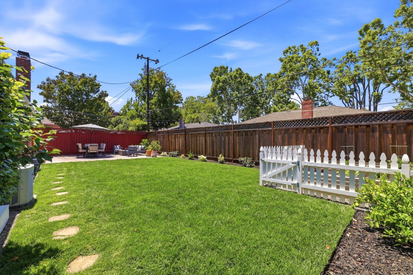 1553 Fuchsia DR
