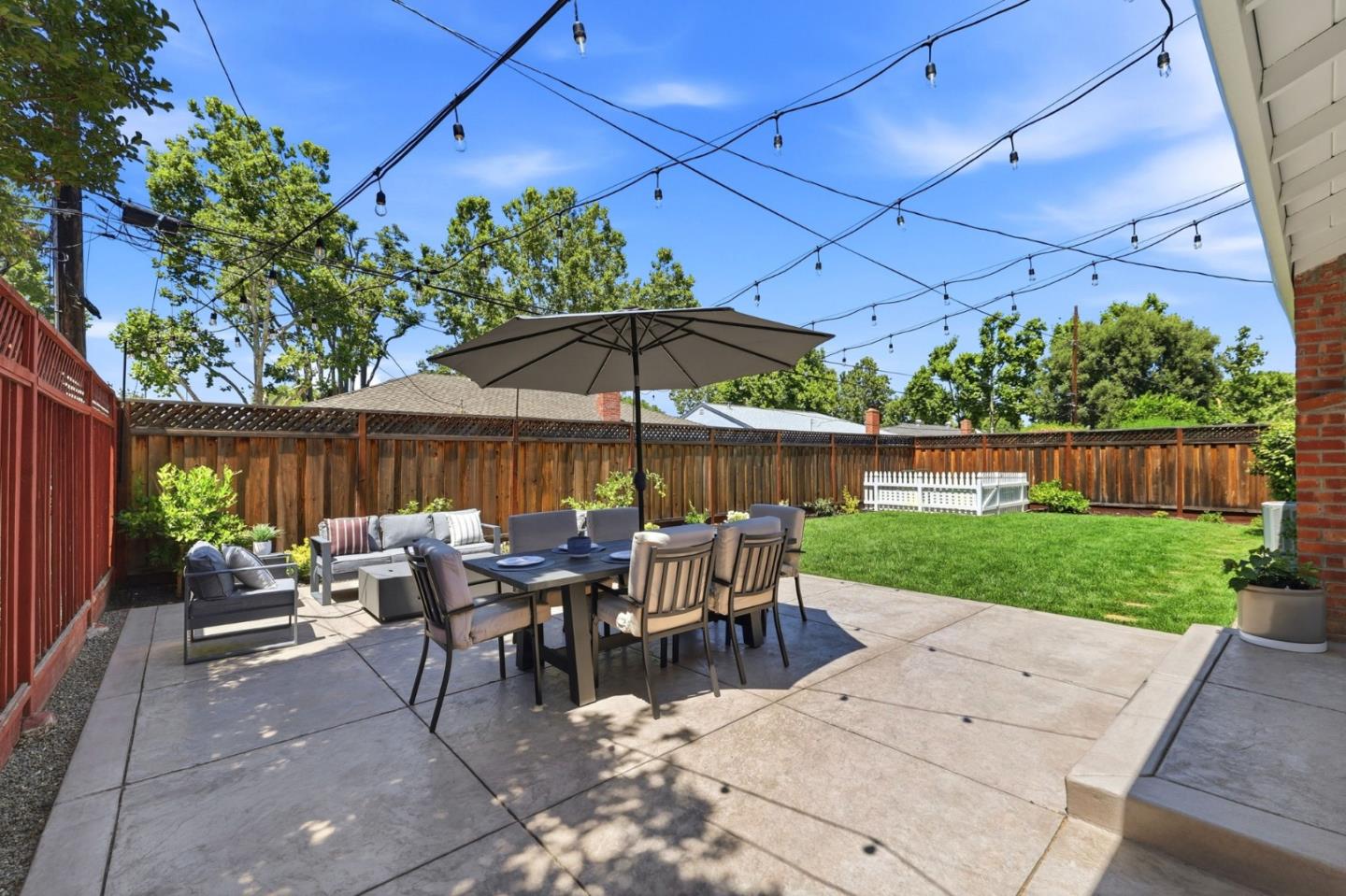 1553 Fuchsia DR