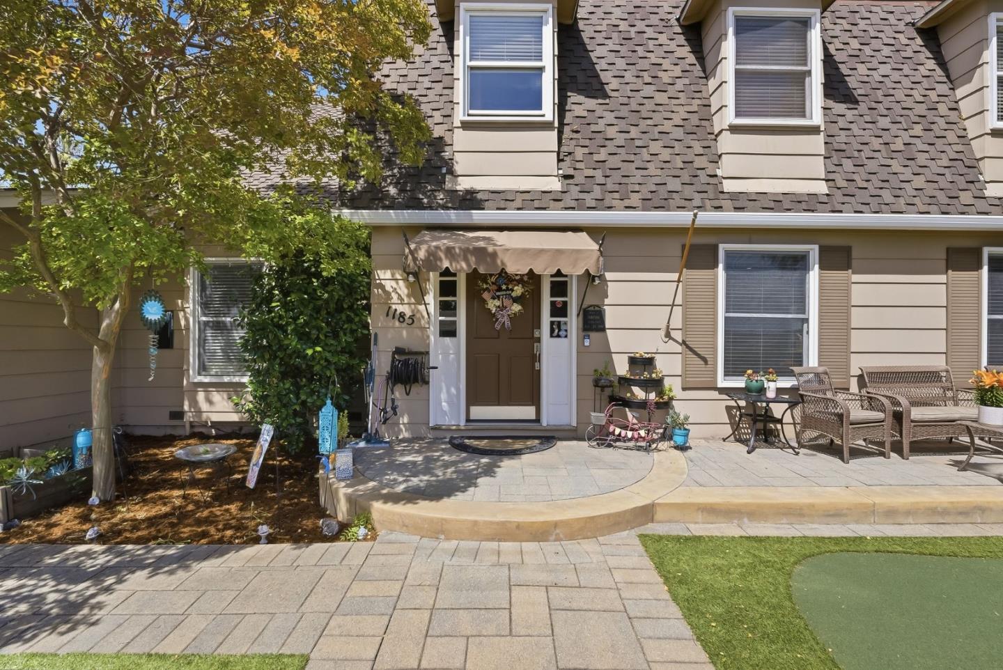 1185 Wilhelmina Way