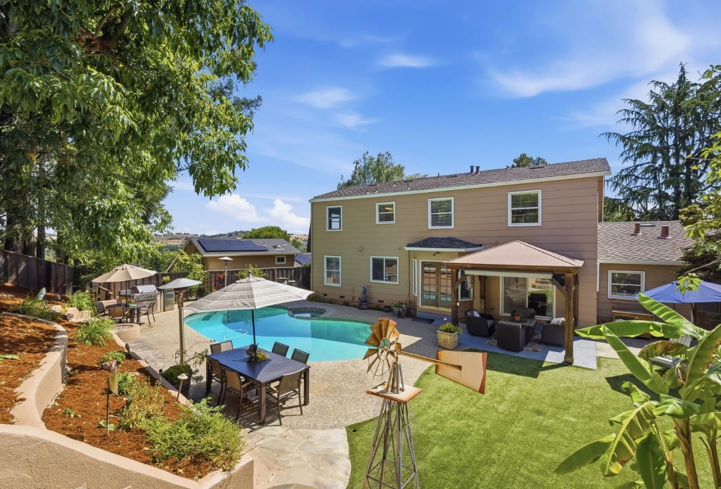 1185 Wilhelmina Way