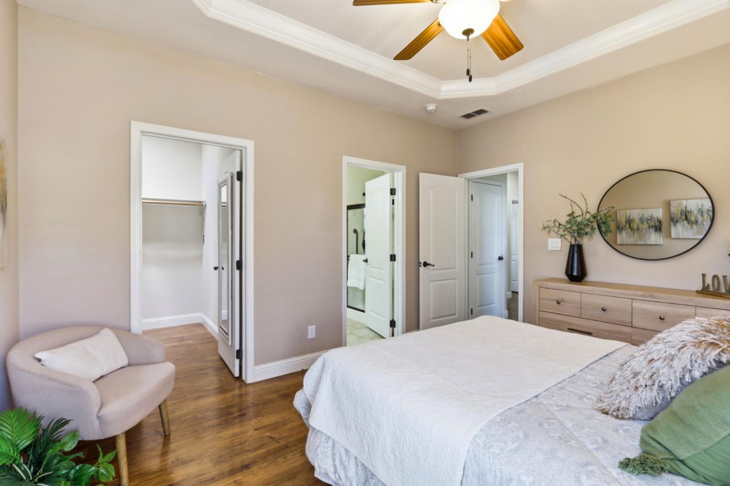 819 Villa Teresa WAY 819