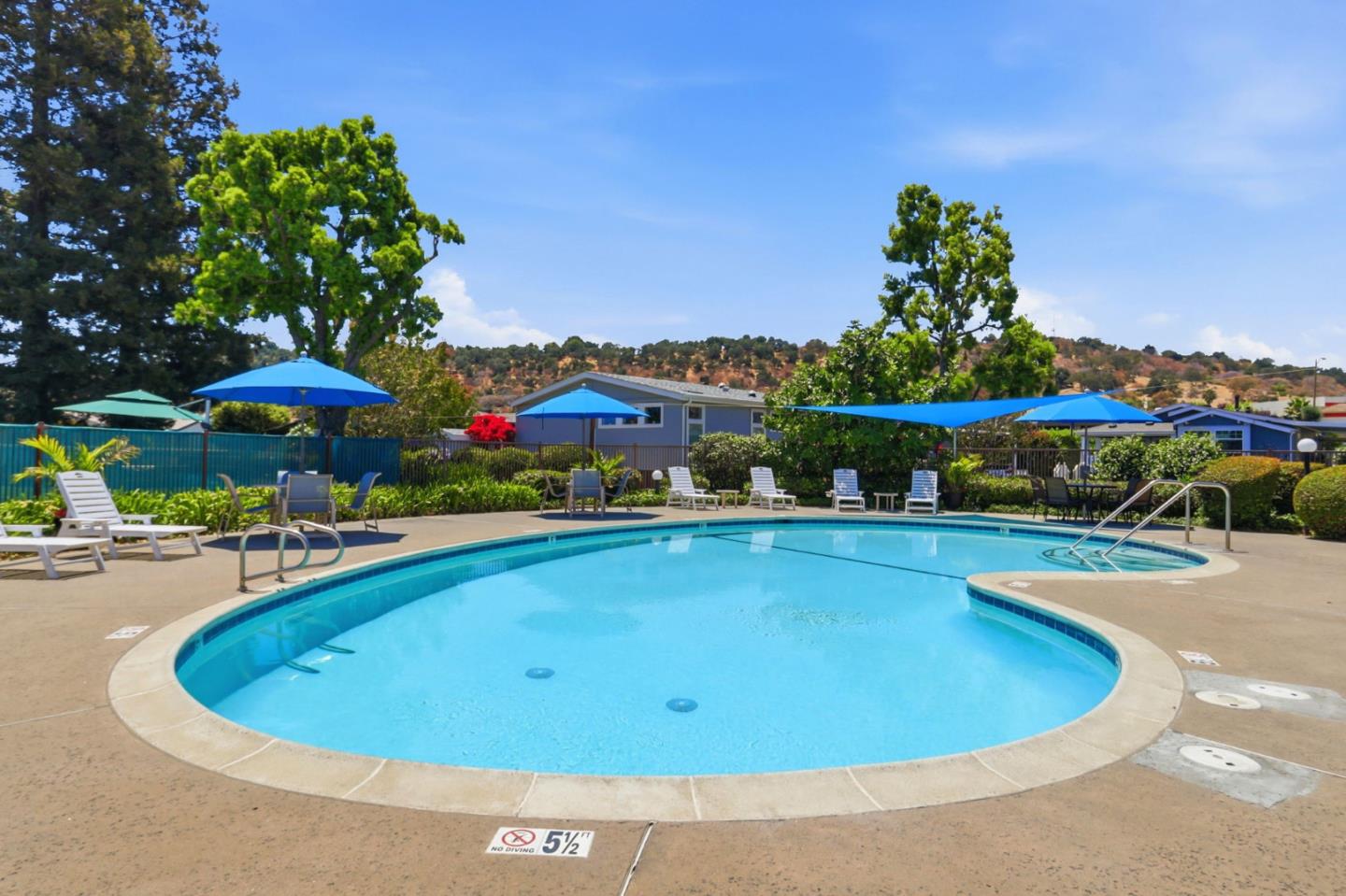 819 Villa Teresa WAY 819