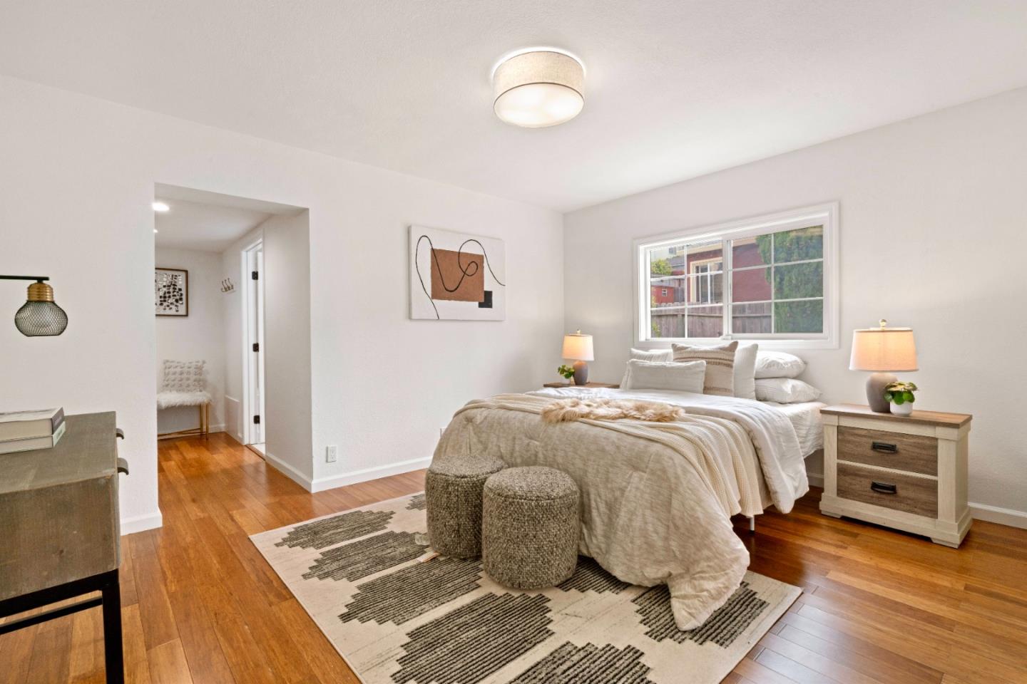 429 Hemlock AVE
