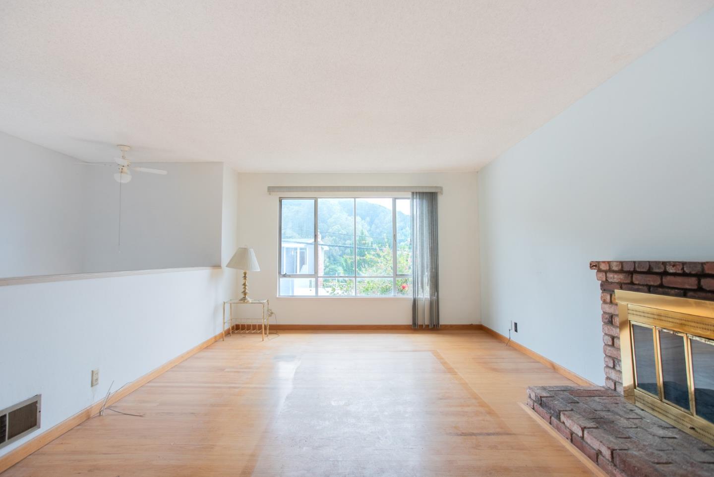 1270 Alicante DR
