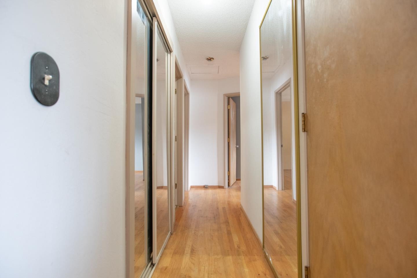 1270 Alicante DR