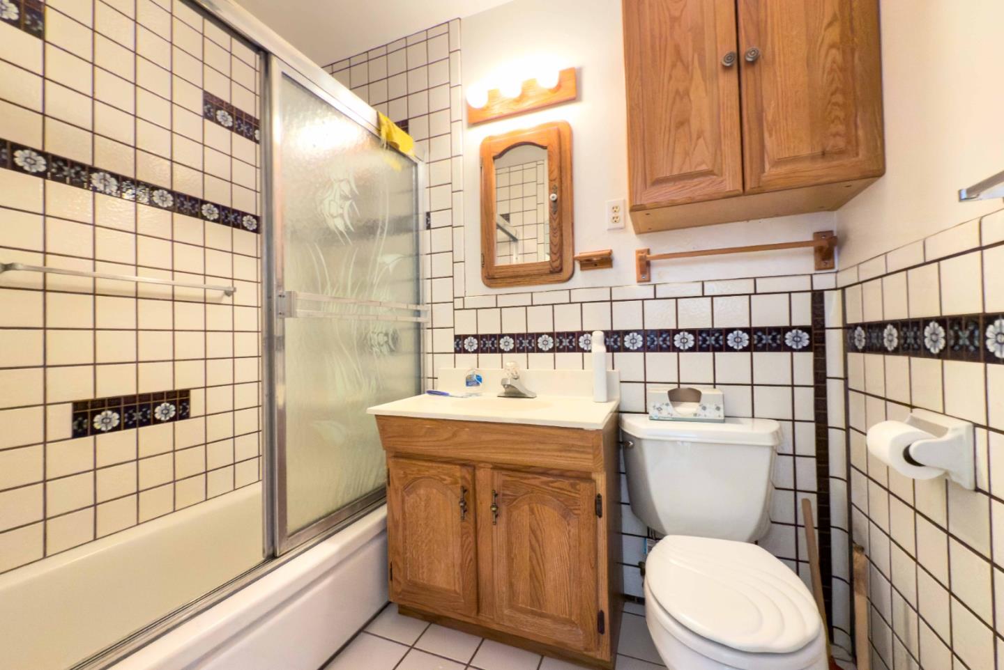 1270 Alicante DR