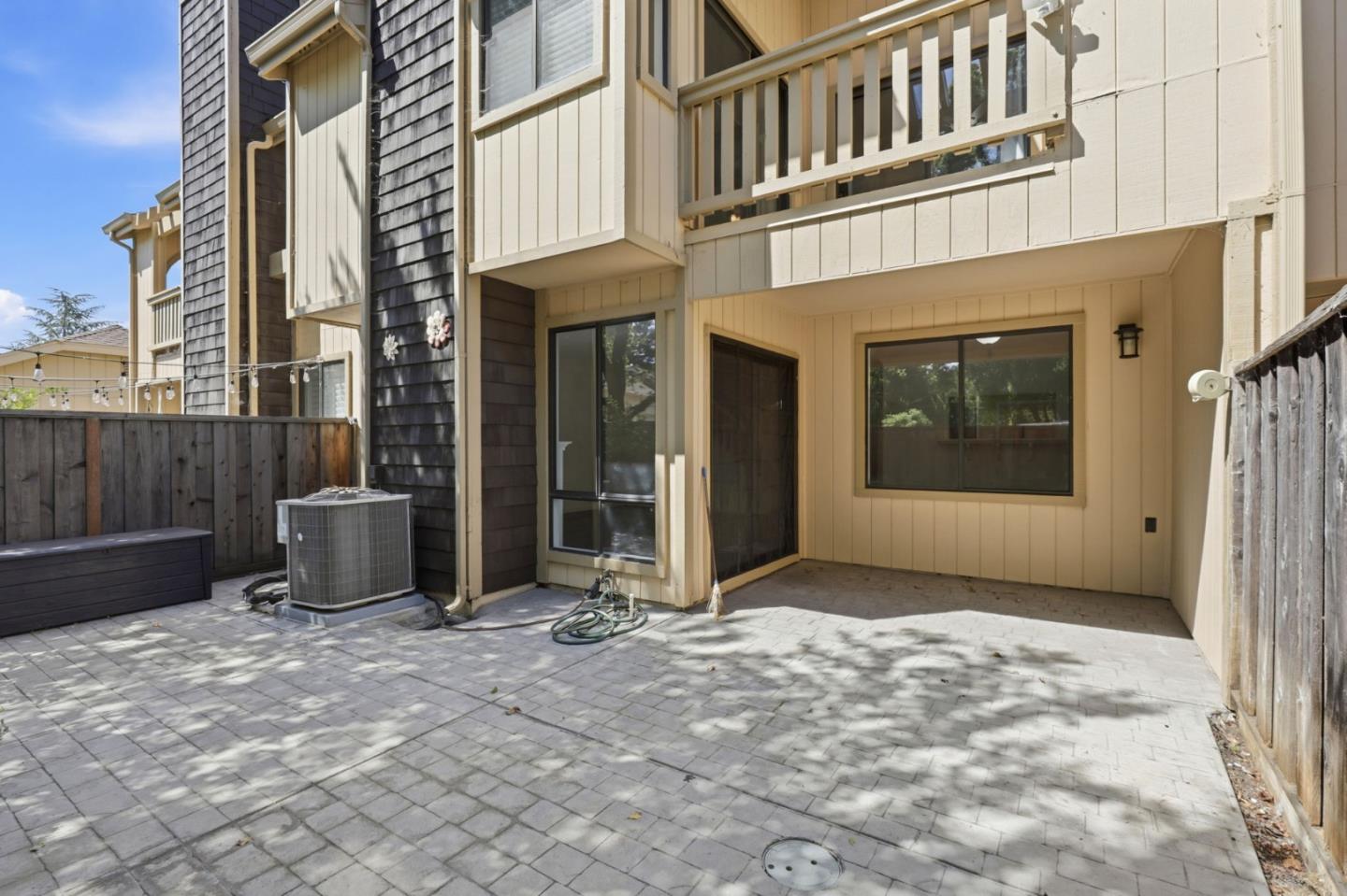 2163 Darnis CIR