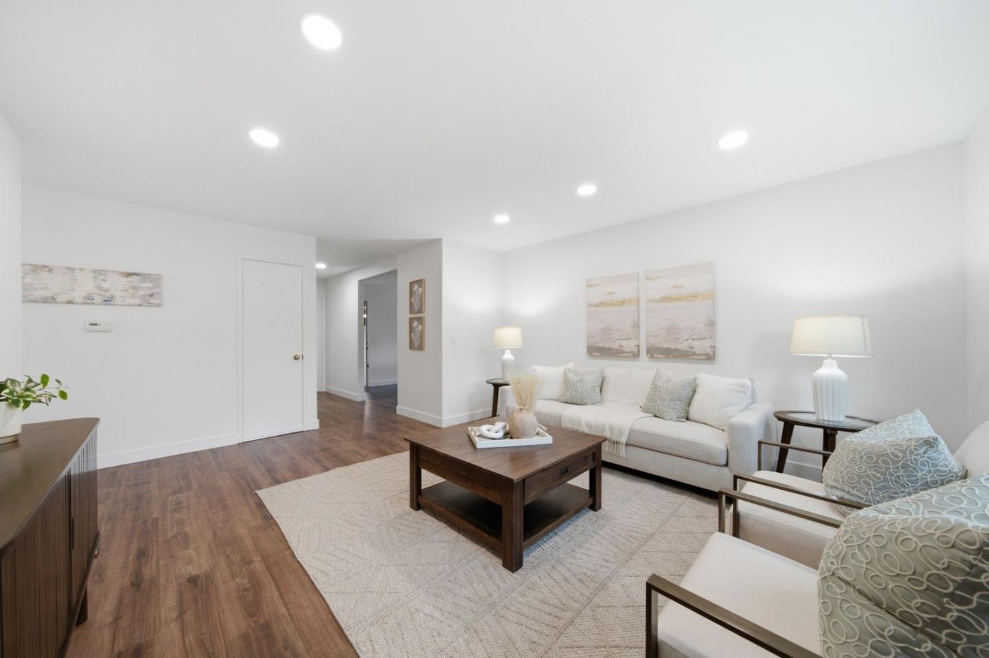 190 Dayton CT