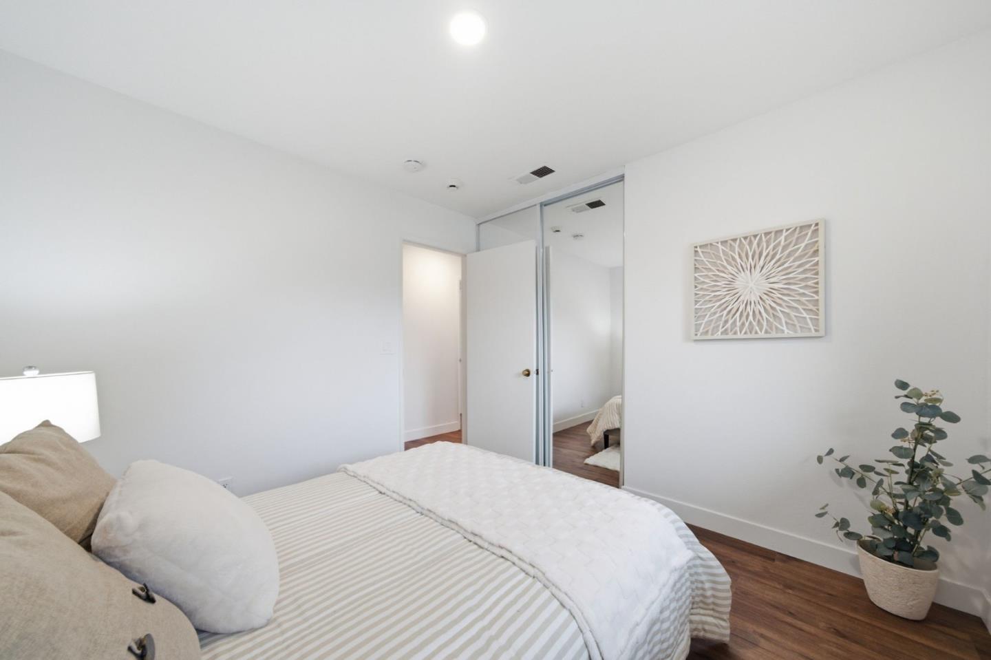 190 Dayton CT