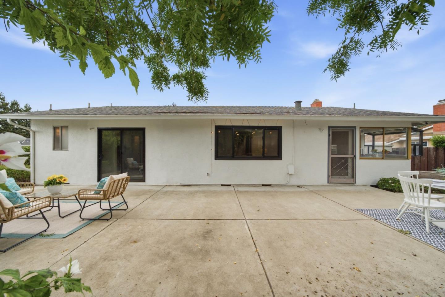190 Dayton CT