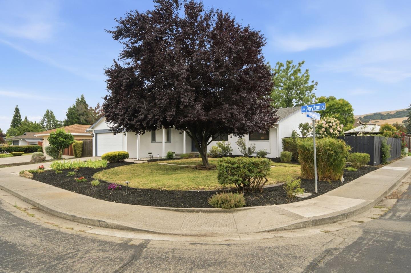 190 Dayton CT