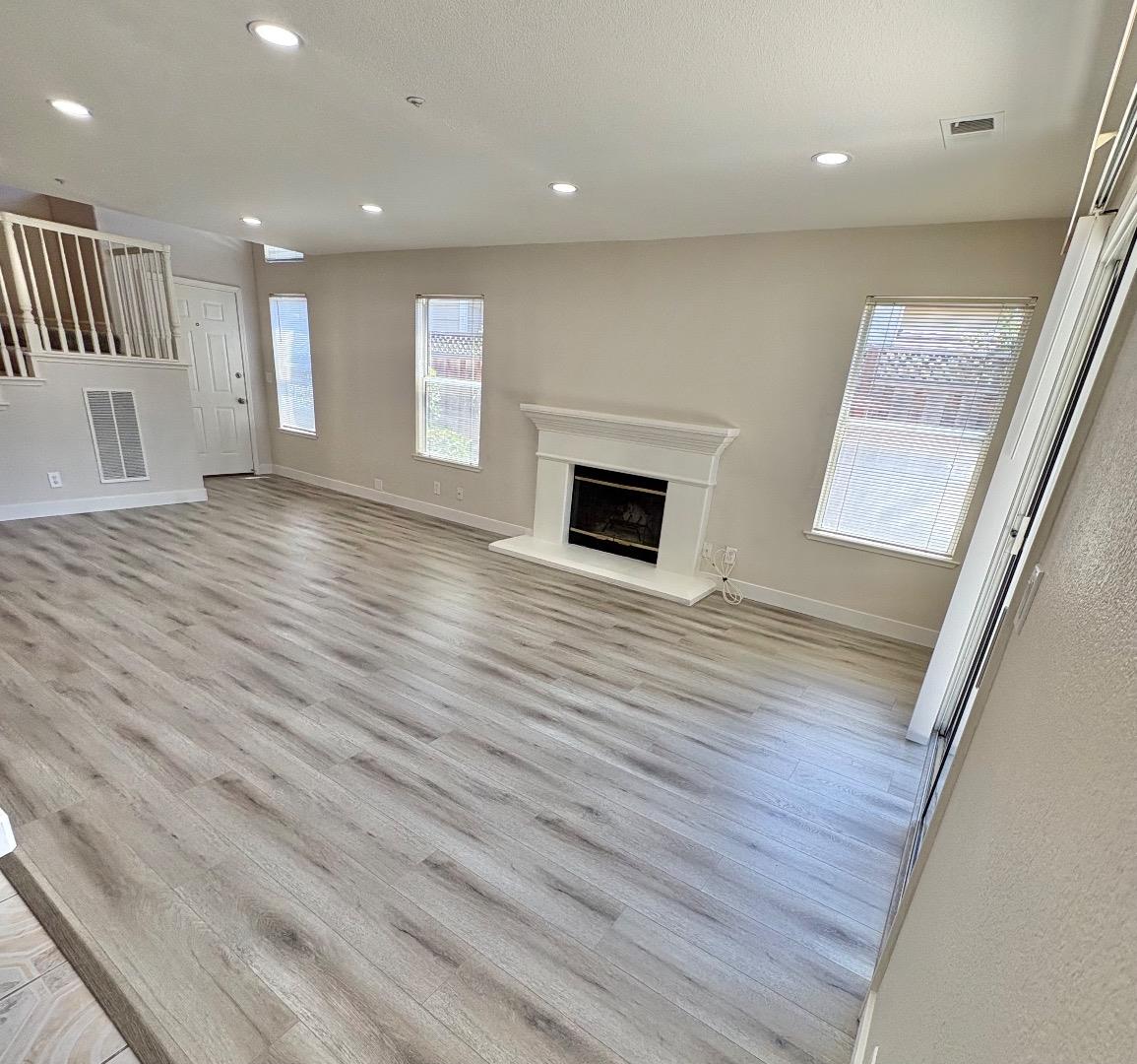 17338 Serene DR