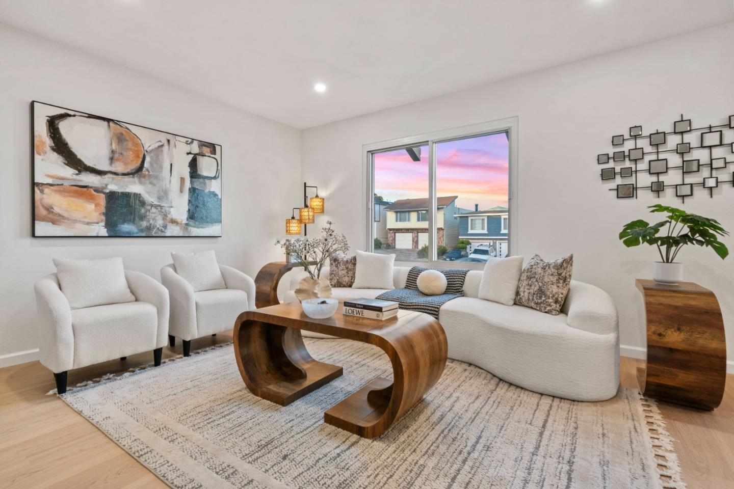 964 Gellert BLVD