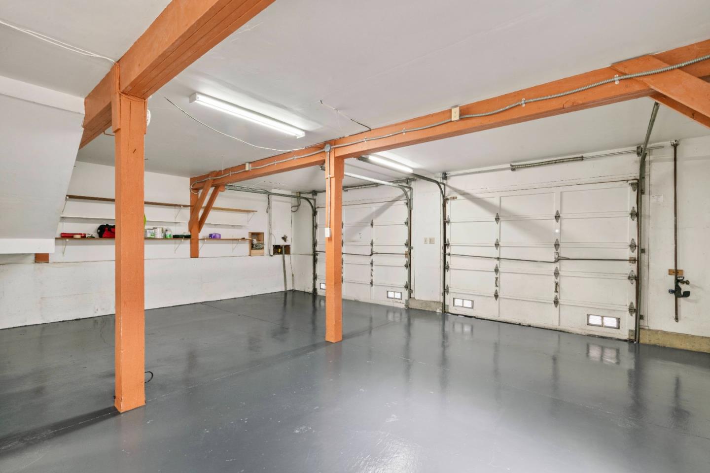 964 Gellert BLVD