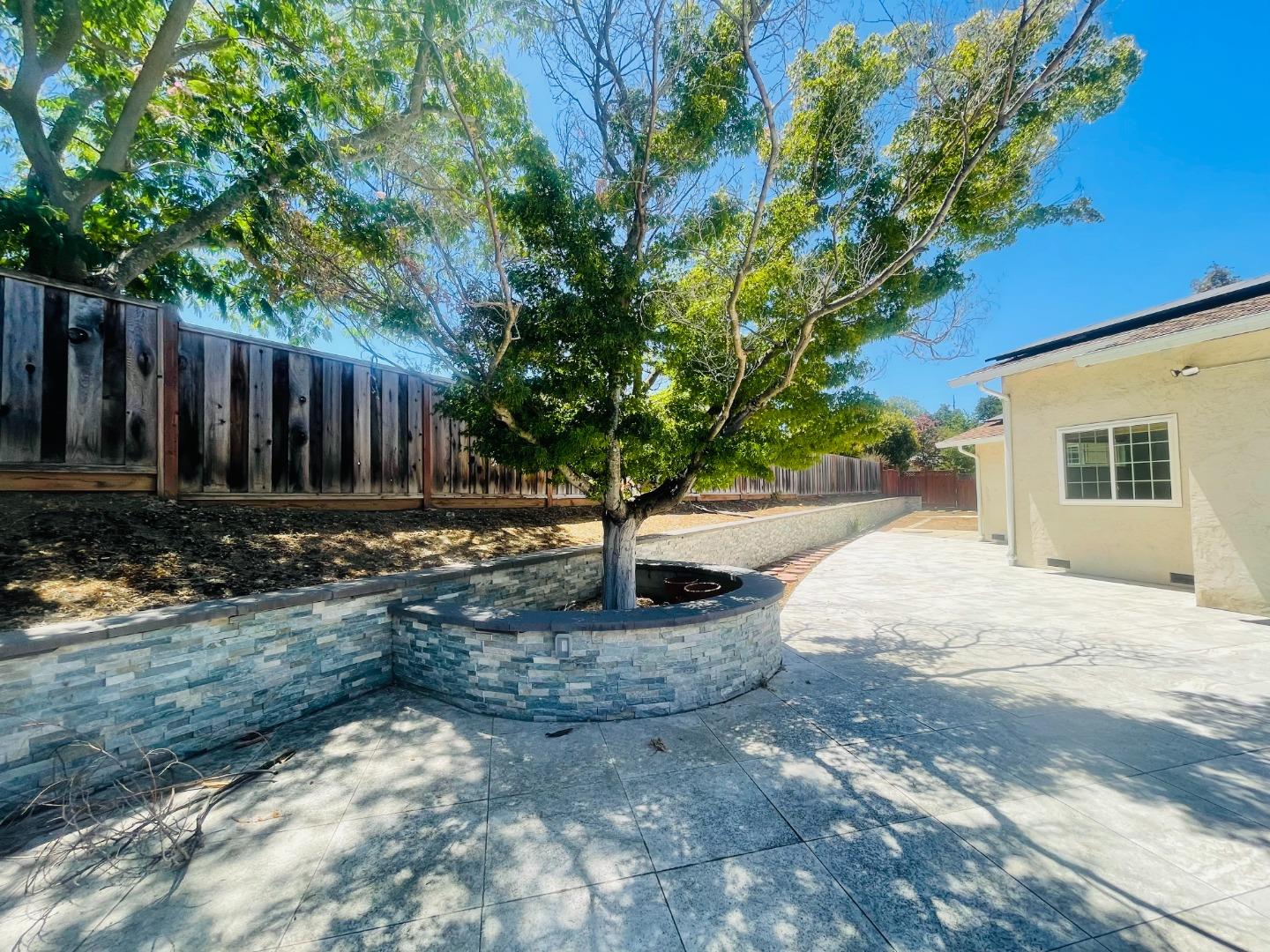 1150 Stafford DR