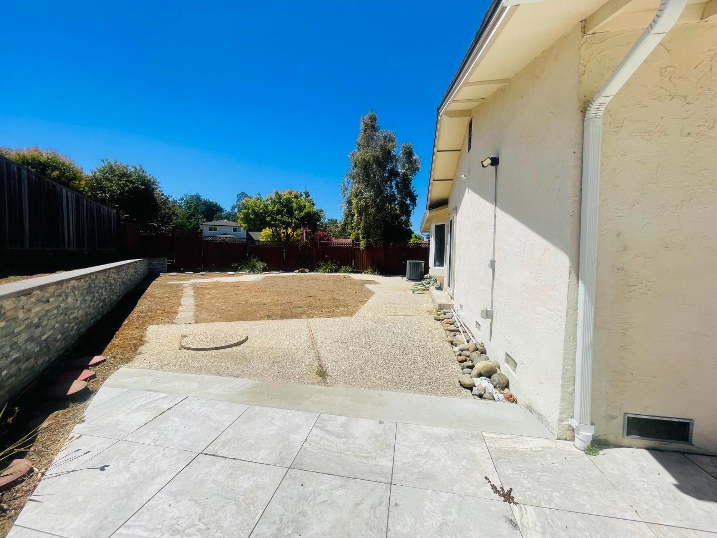 1150 Stafford DR