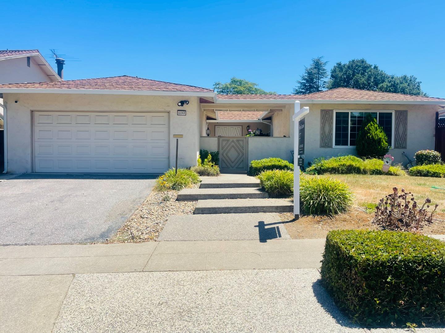 1150 Stafford DR