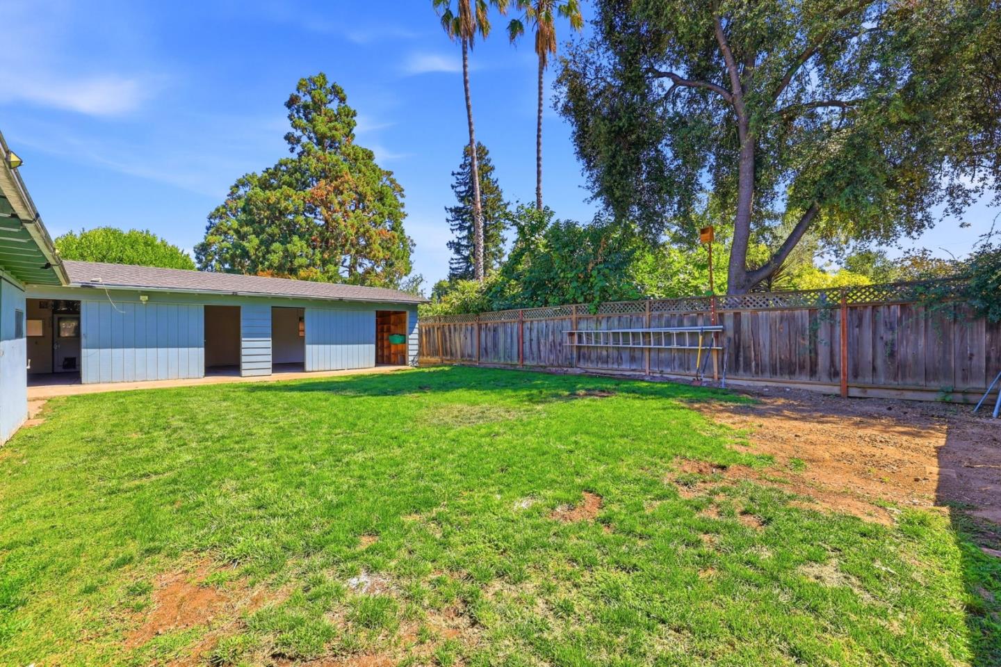 1466 Ben Roe DR