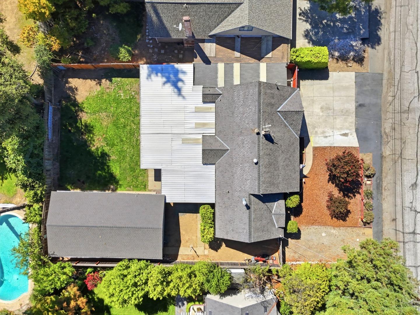 1466 Ben Roe DR