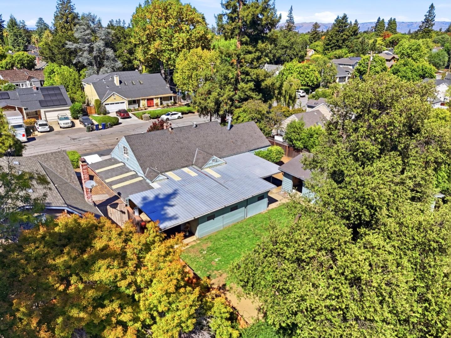 1466 Ben Roe DR