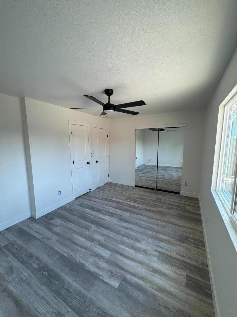 76 Sunset CT
