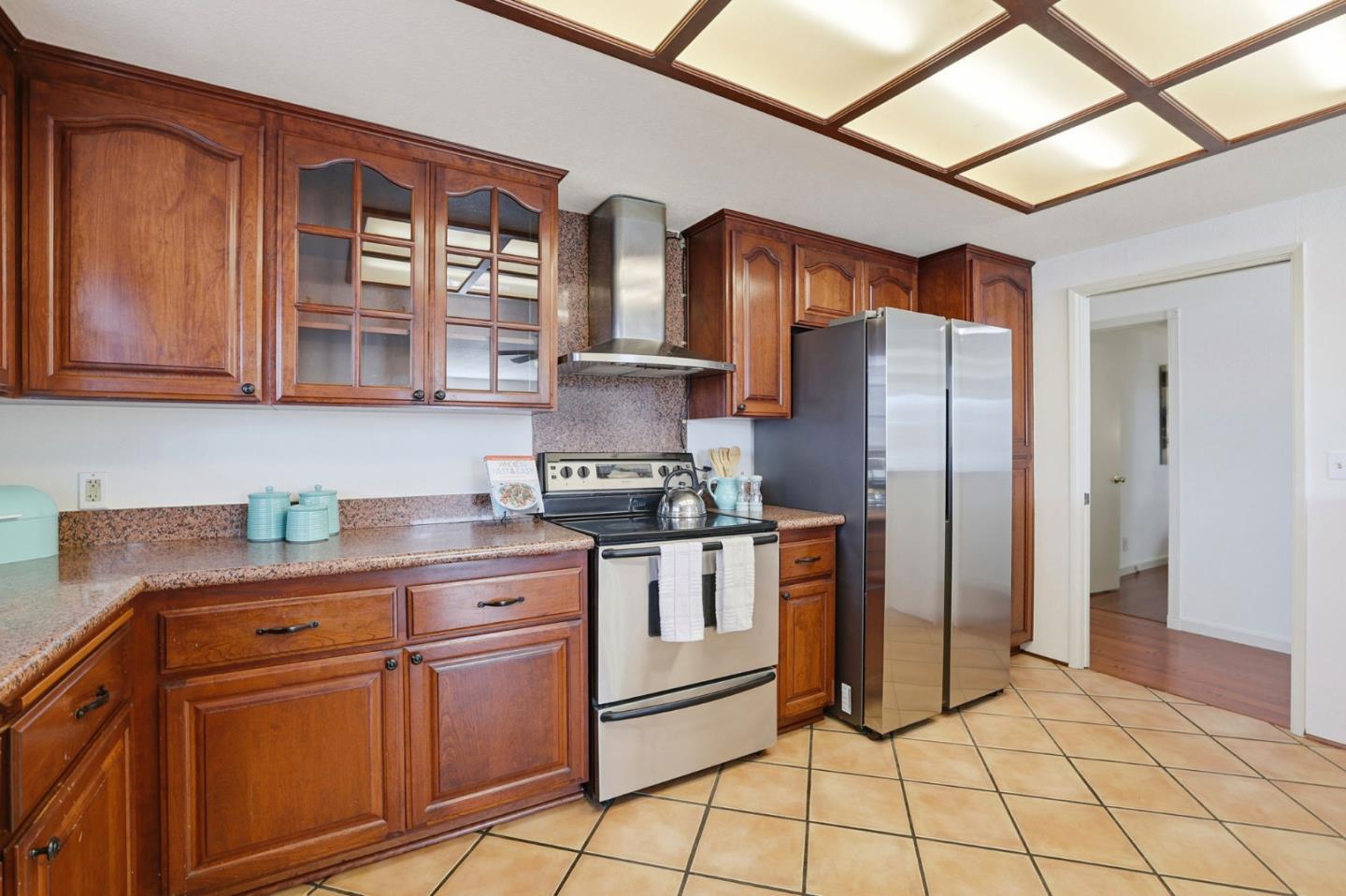 3241 Heather Ridge CT