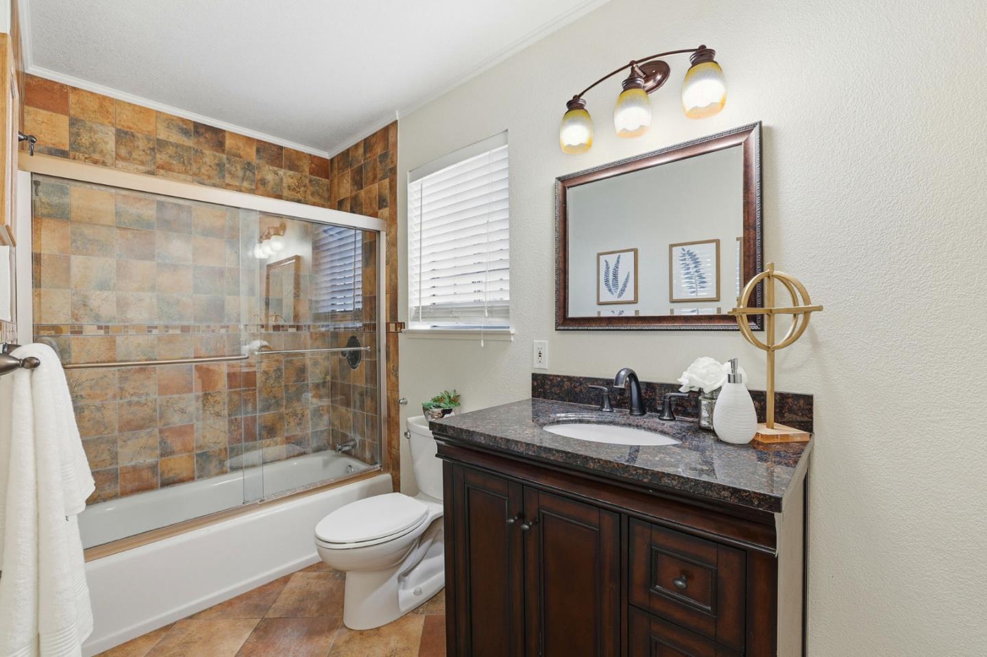 3241 Heather Ridge CT