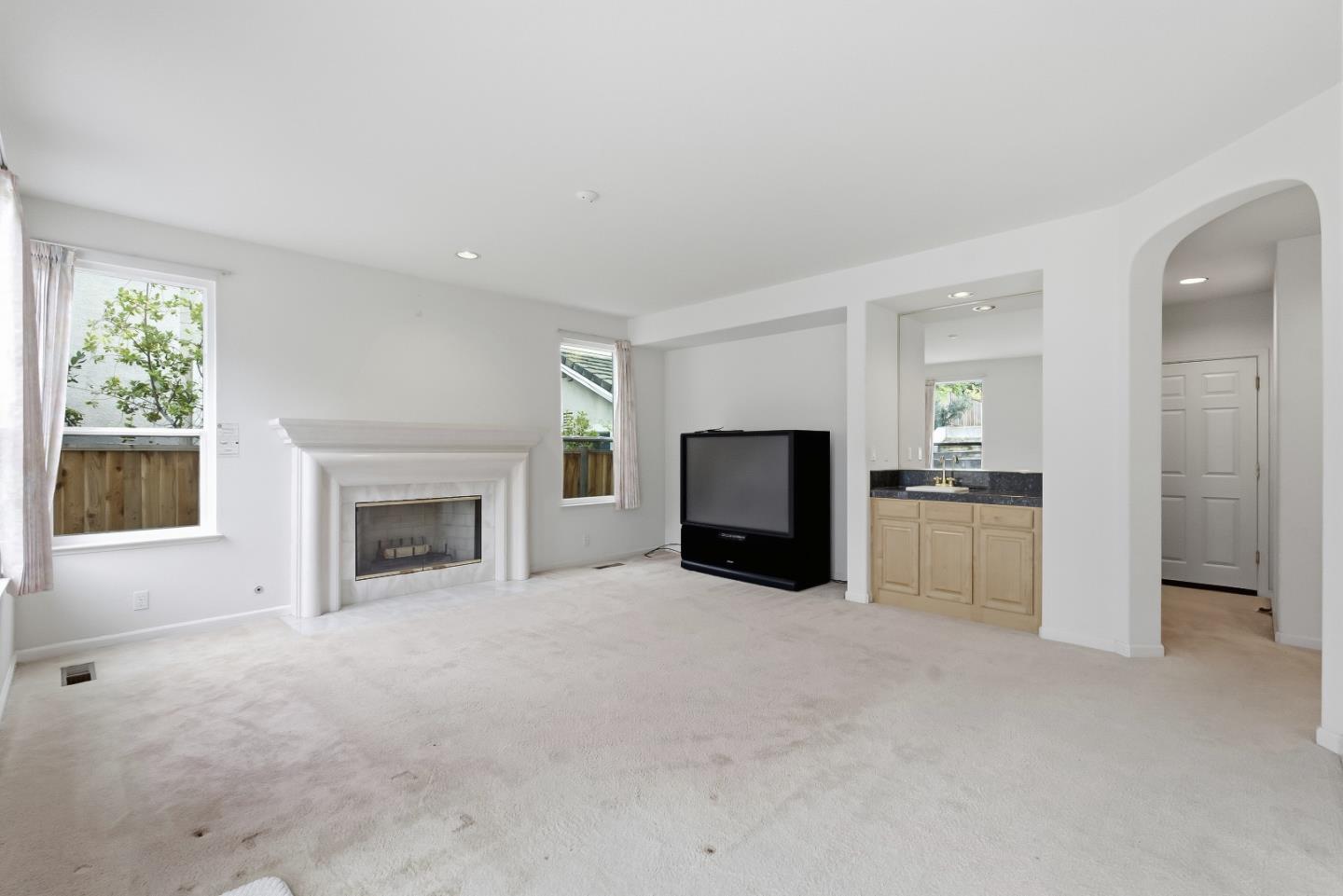 6594 Pfeiffer Ranch RD