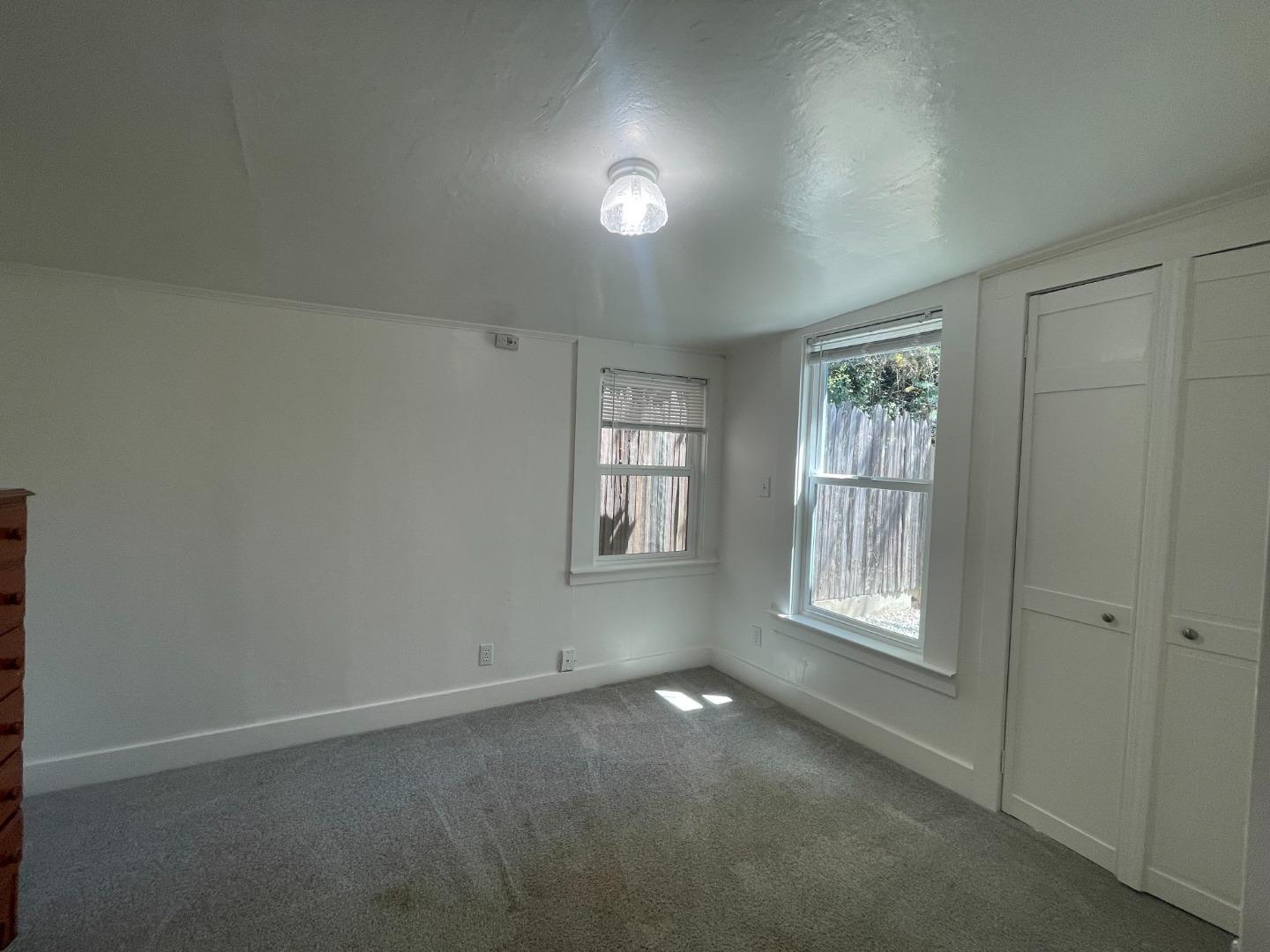 501A Palmer LN