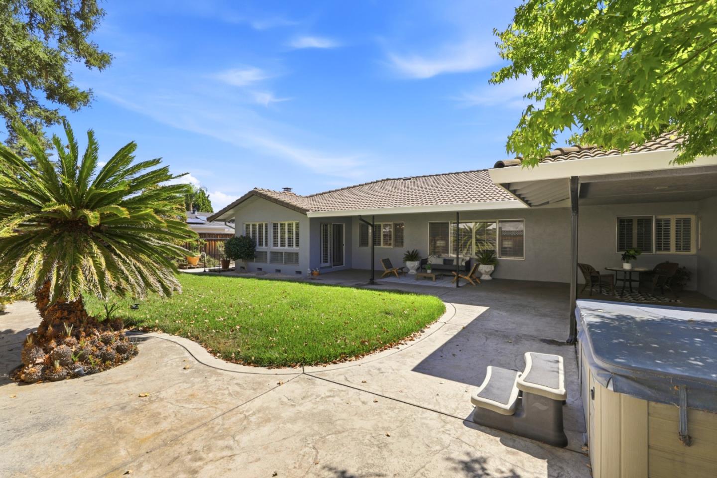 1427 Glen Ellen WAY