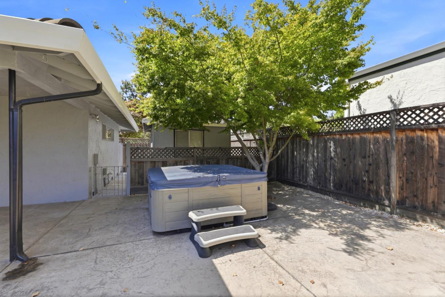 1427 Glen Ellen WAY
