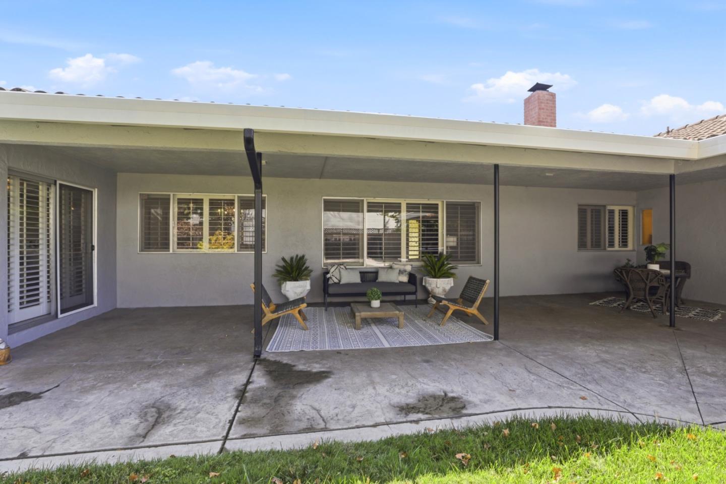 1427 Glen Ellen WAY