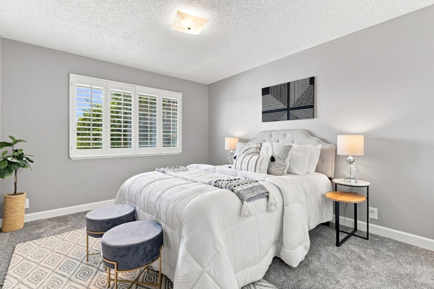 1427 Glen Ellen WAY
