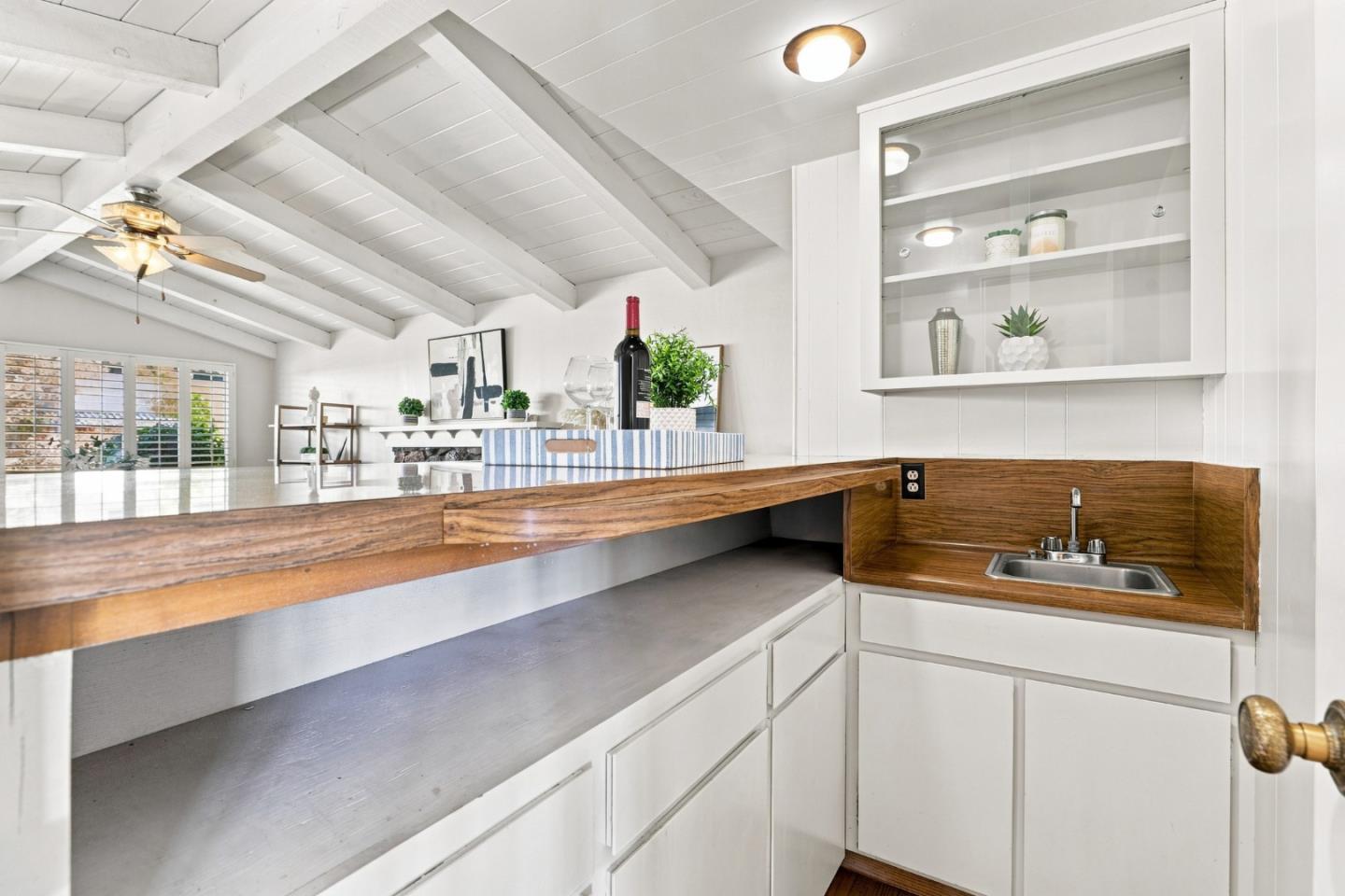 1427 Glen Ellen WAY