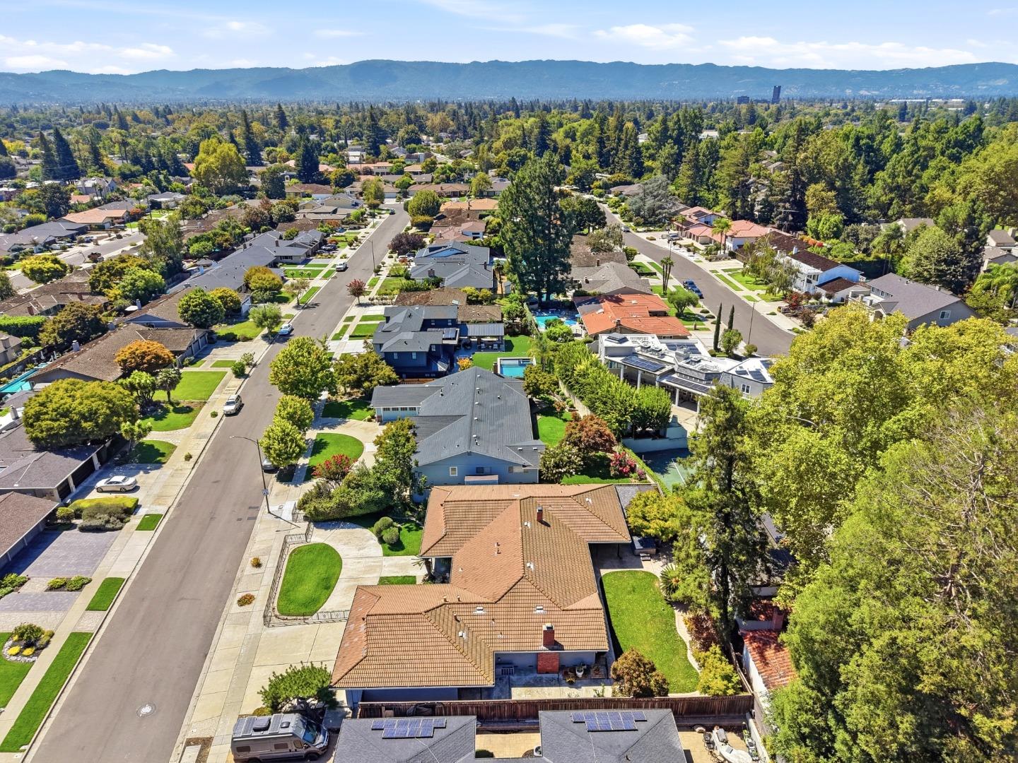 1427 Glen Ellen WAY