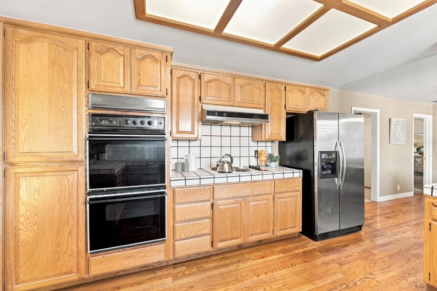 1427 Glen Ellen WAY