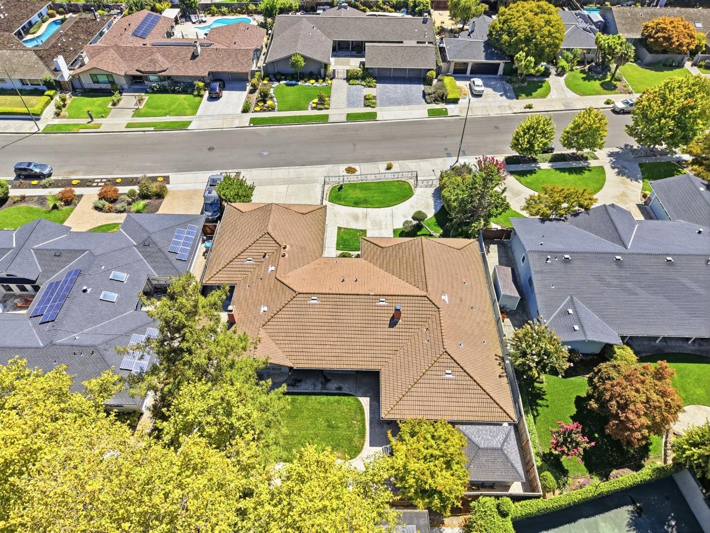 1427 Glen Ellen WAY