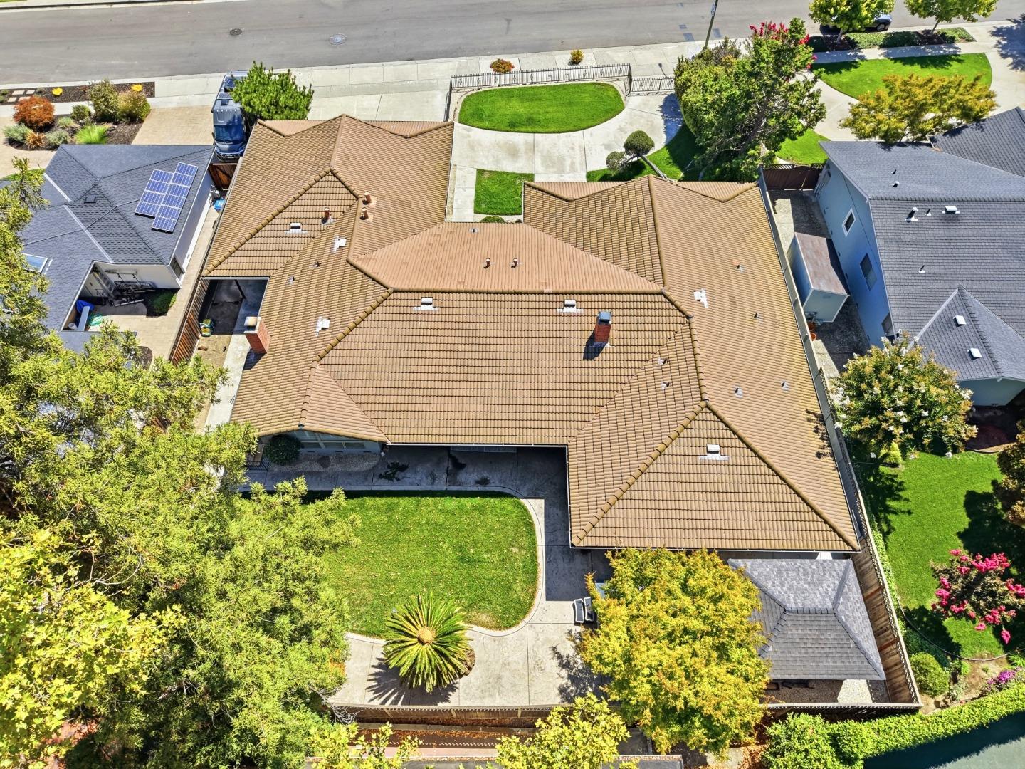 1427 Glen Ellen WAY