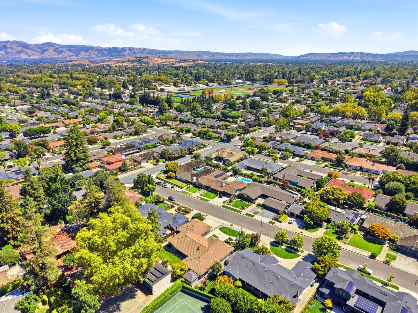 1427 Glen Ellen WAY