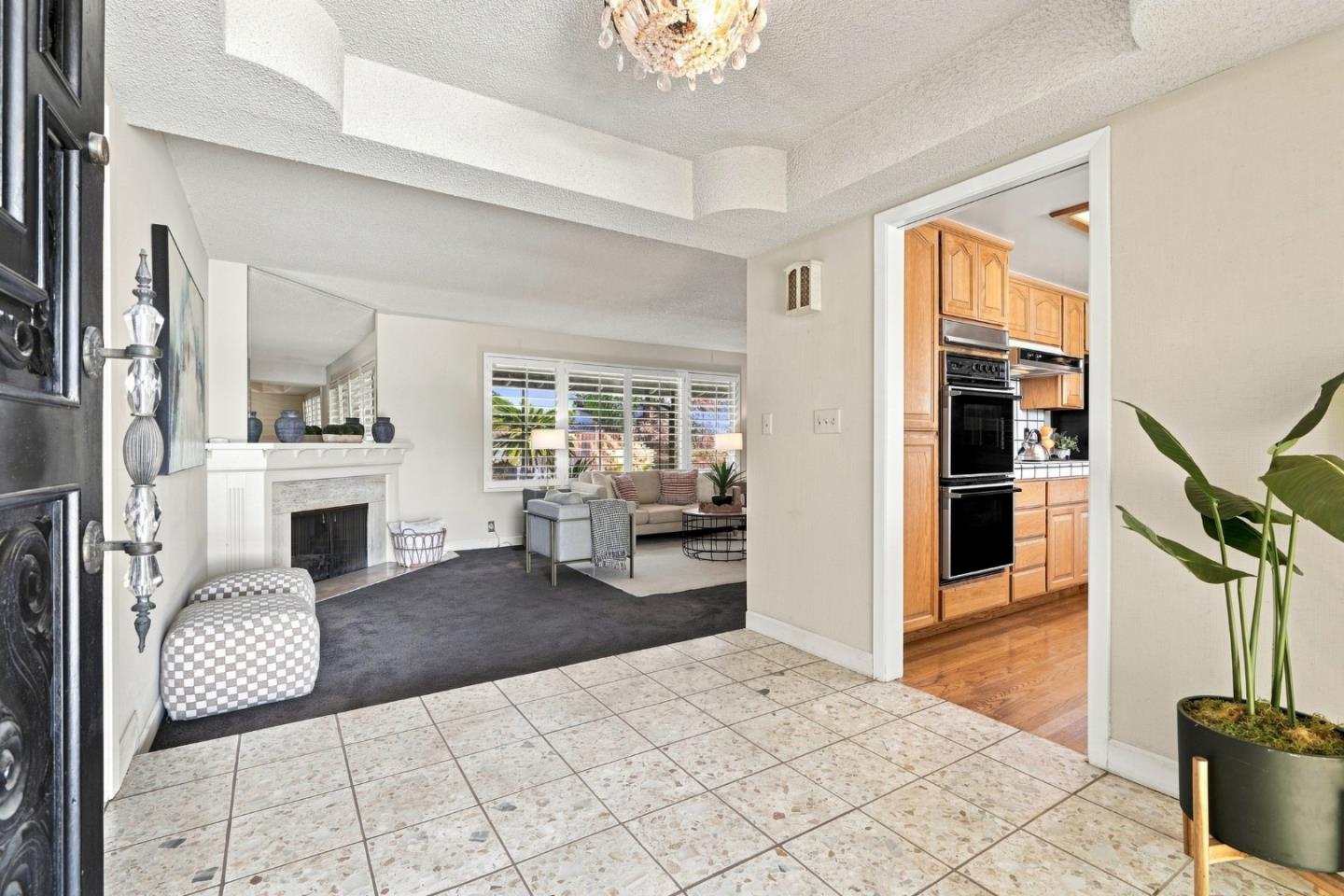 1427 Glen Ellen WAY