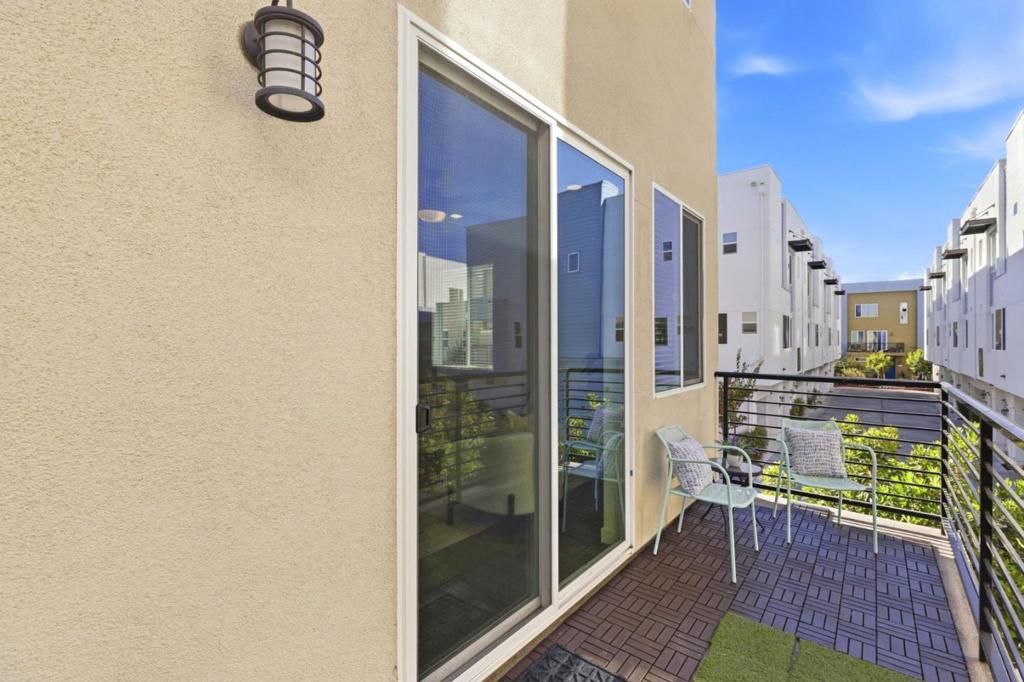 468 Deborah Court