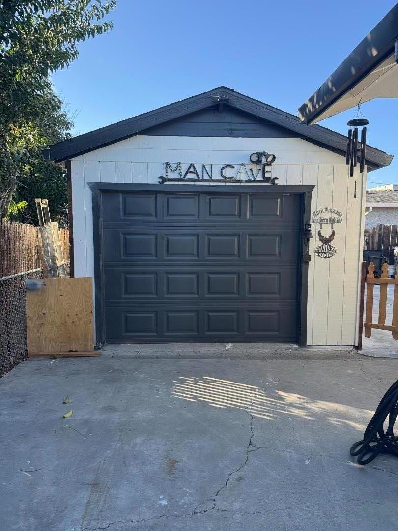 76 Sunset CT