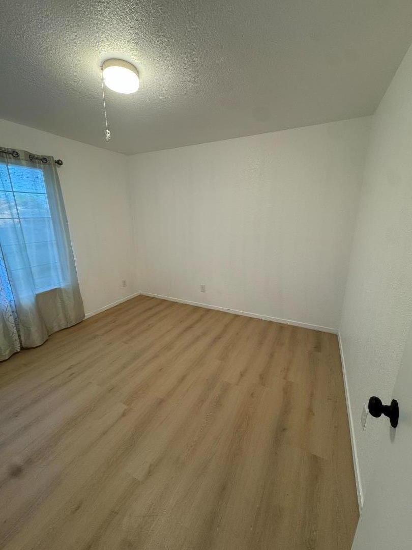 515 N Santa Monica ST