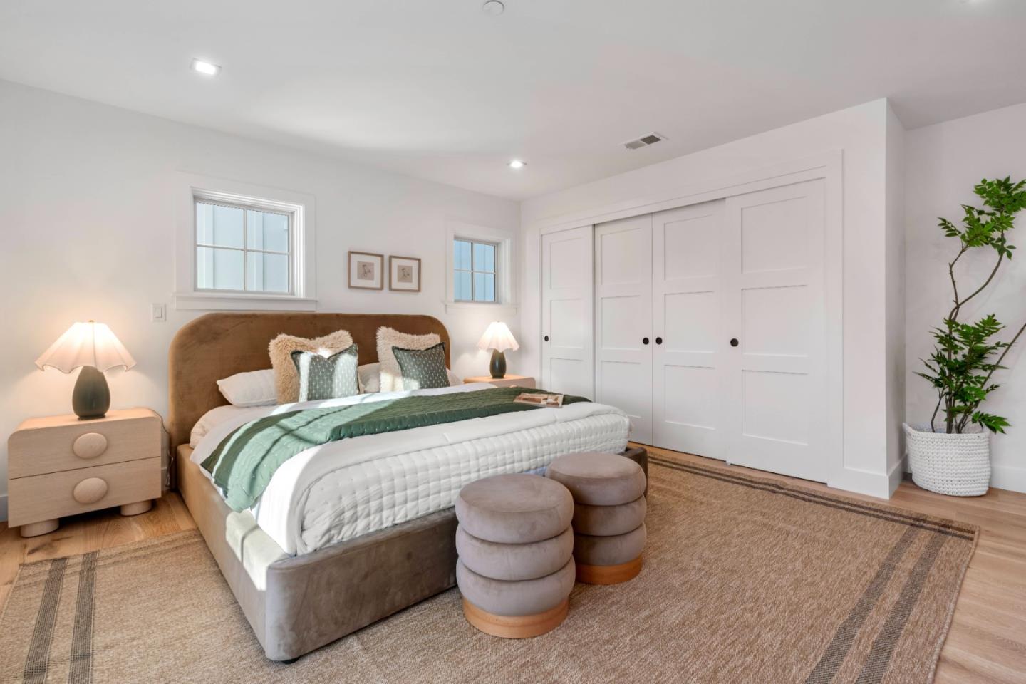 739-741 Linden AVE